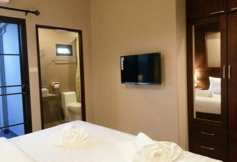 Quarto Deluxe, Purimas Resortel