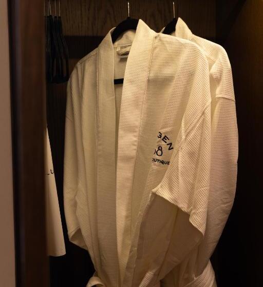 سوییت لوکس, Origen 438 Luxury Boutique