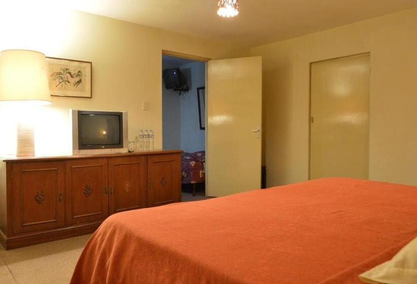 סוויטה משפחתית, Las Mercedes Hostal Residencial