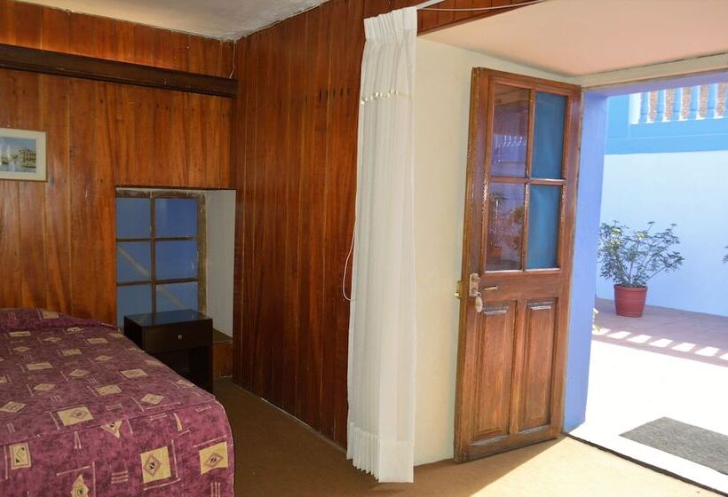 חדר סטנדרט לשלושה, Las Mercedes Hostal Residencial