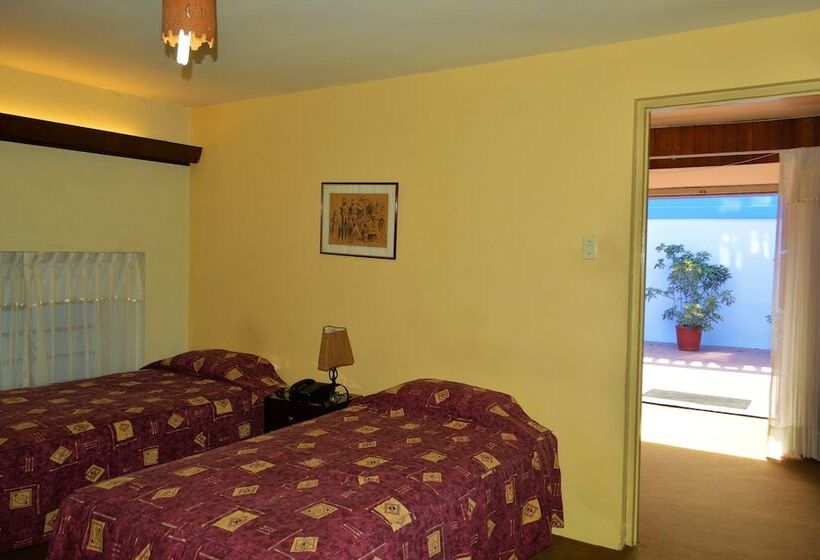 חדר סטנדרט לארבעה, Las Mercedes Hostal Residencial