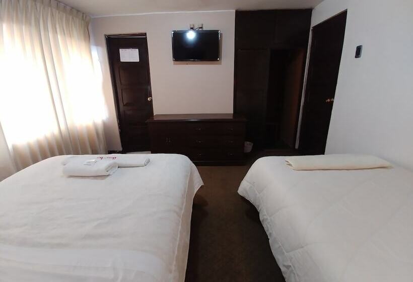 Quarto Estandar, Casona Quera