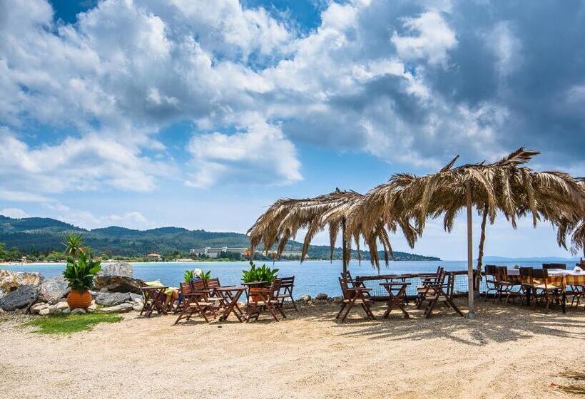 Апартаменты 2 Спальни Вид на Море, Greek House