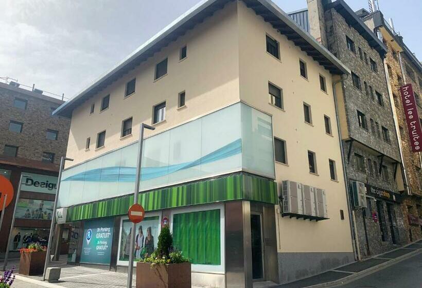 آپارتمان 2 خوابه, Apartamentos Pantebre 3000