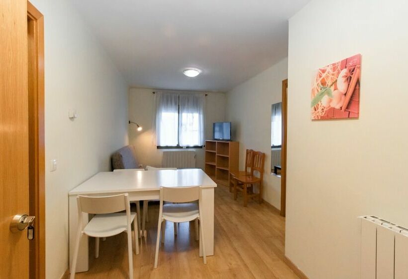 آپارتمان 2 خوابه, Apartamentos Pantebre 3000