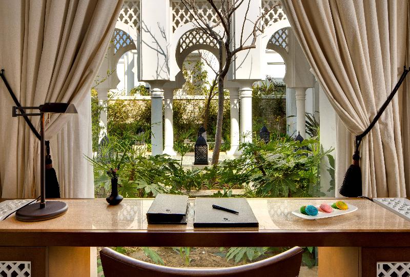 Вилла 2 Спальни Вид на Море, Banyan Tree Tamouda Bay