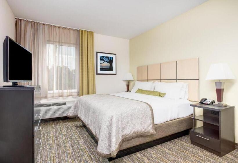 Люкс Кровать Кинг, Candlewood Suites Cut Off   Galliano, An Ihg