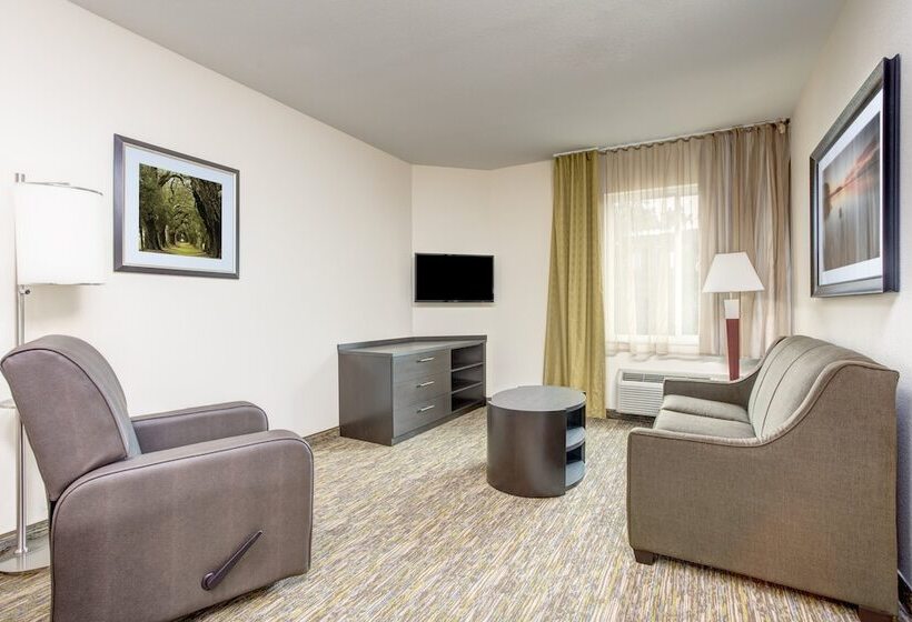 Люкс, Candlewood Suites Cut Off   Galliano, An Ihg