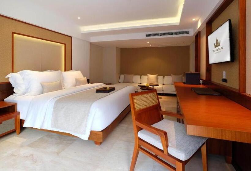 اتاق لوکس سه تخته, The Bandha Hotel & Suites