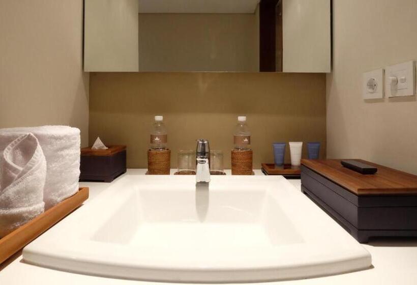 Номер Премиум, The Bandha Hotel & Suites