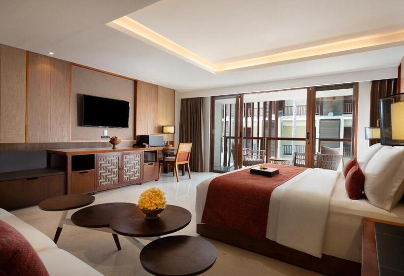سوئیت جونیور با تراس, The Bandha Hotel & Suites