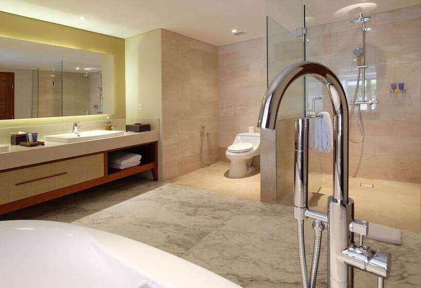 Полулюкс Одноместный с Террасой, The Bandha Hotel & Suites