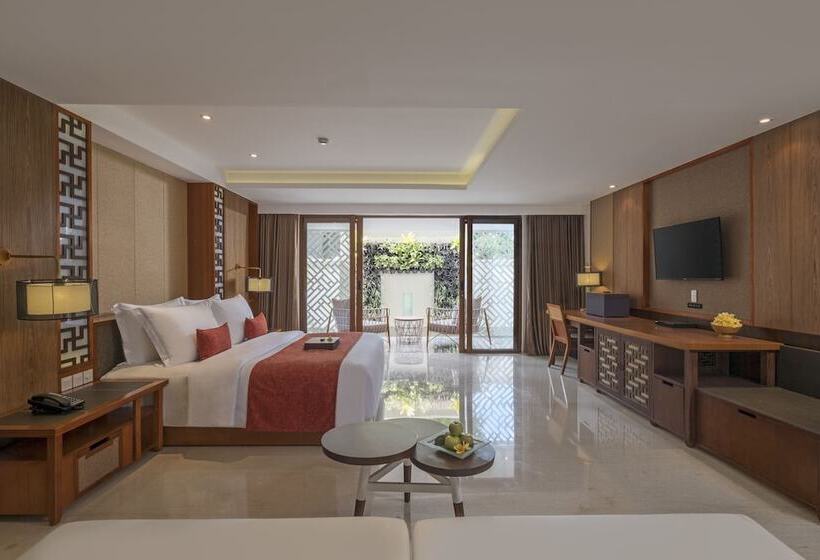 سوییت, The Bandha Hotel & Suites