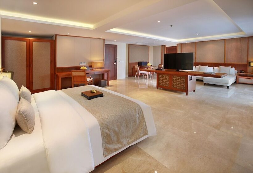 سوییت لوکس, The Bandha Hotel & Suites