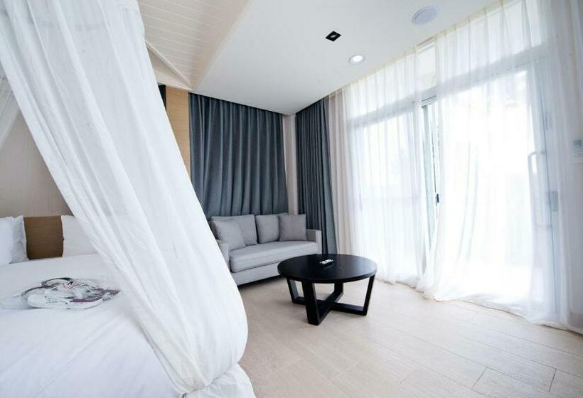 اتاق لوکس چهار تخته, Kenting 4 Sisters Villa