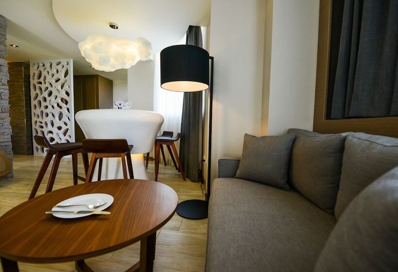 اتاق لوکس چهار تخته, Kenting 4 Sisters Villa
