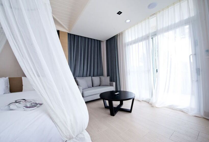 اتاق لوکس چهار تخته, Kenting 4 Sisters Villa