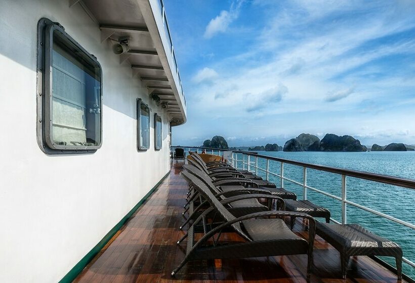 کلبه دلوکس, Emeraude Classic Cruises