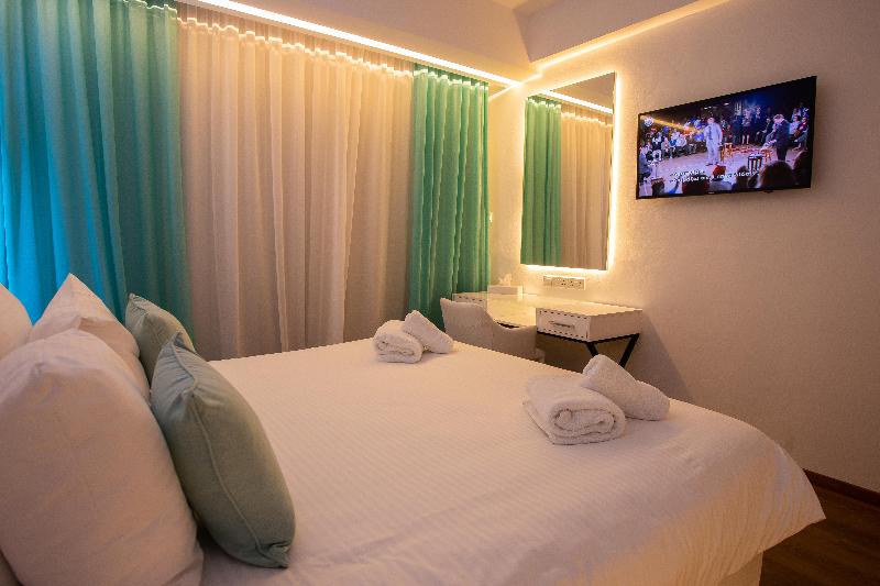 سوئیت با چشم‌انداز, Mai Chau Ecolodge