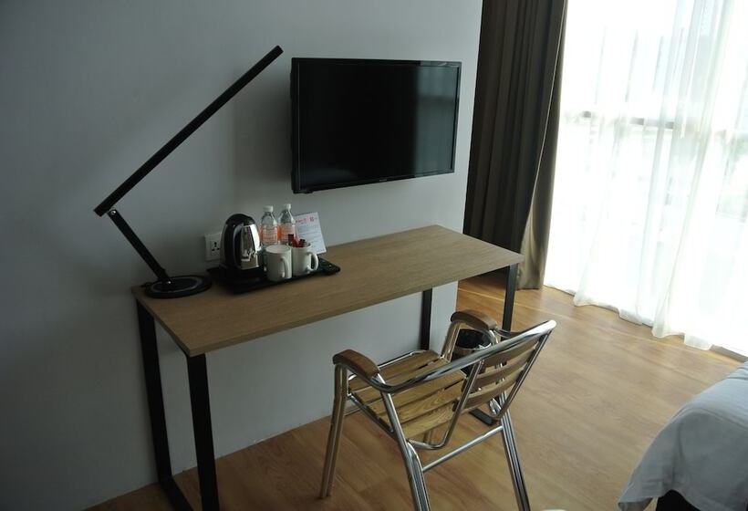 Номер Superior, Super 8 Hotel @ Bayan Baru