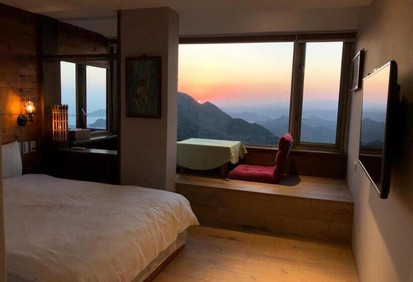 اتاق استاندارد با چشم‌انداز دریا, Jiufen Happyland B&b