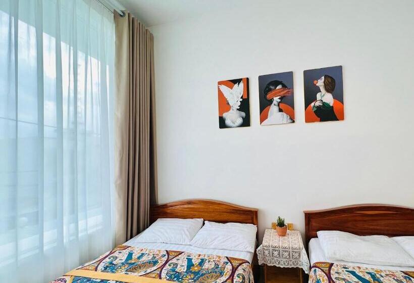 اتاق لوکس چهار تخته, A.n Homestay