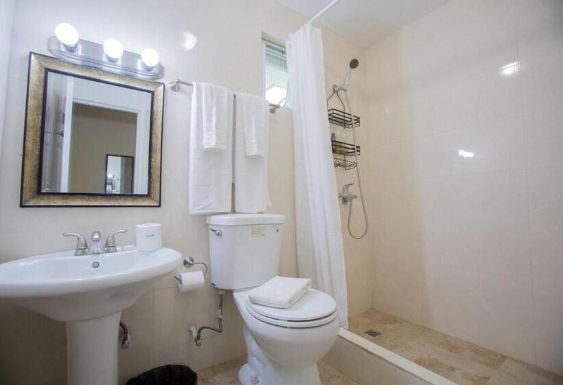 ویلای 2 خوابه, Ocean Villa Guam