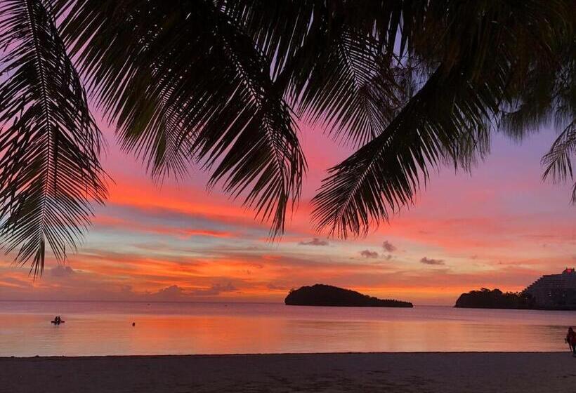 ویلای 1 خوابه با چشم‌انداز دریا, Ocean Villa Guam
