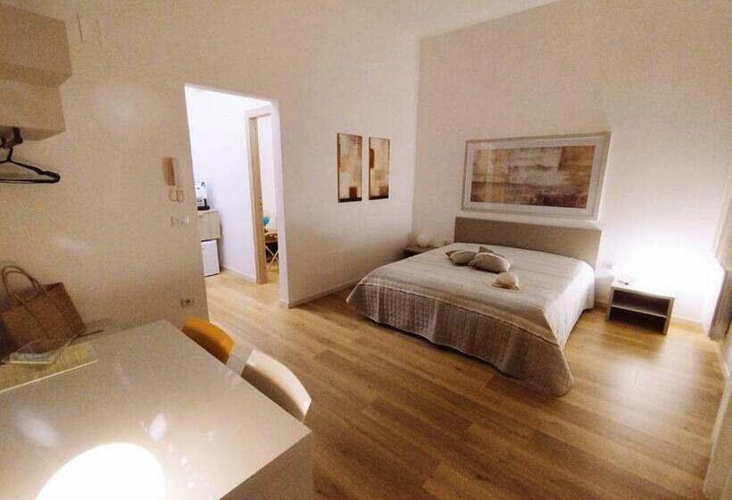 스탠다드 트리플 발코니 룸, Alcamo Rooms Con Garage Privato