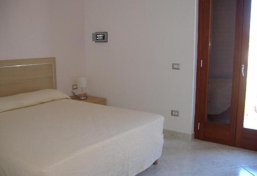 Апартаменты 1 Спальня с Террасой, Residence Nettuno