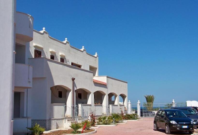 Апартаменты 1 Спальня с Террасой, Residence Nettuno
