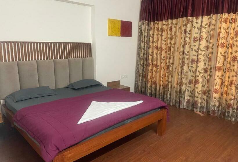 اتاق سوپریور, Royal Nest Premium
