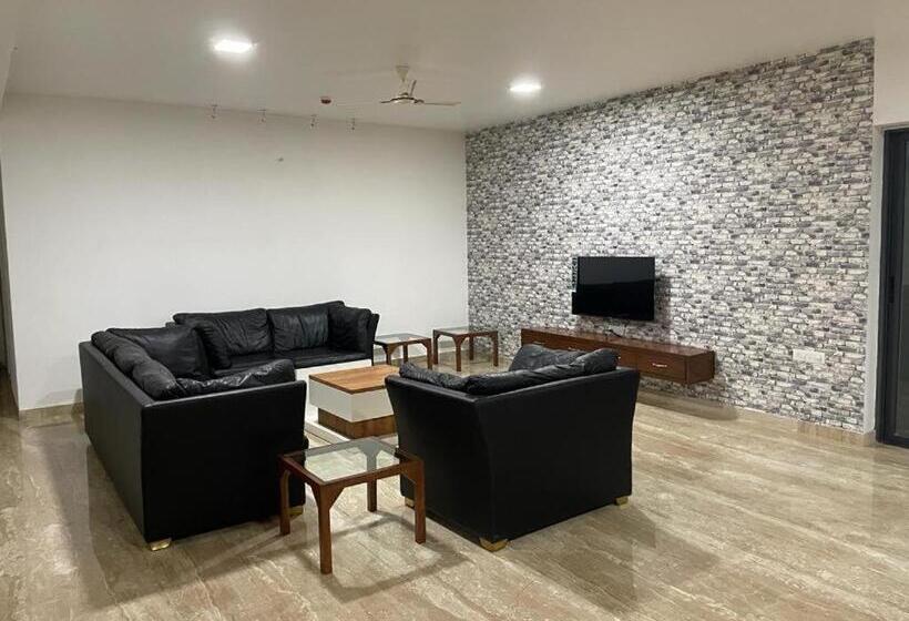 اتاق اکونومی, Royal Nest Premium