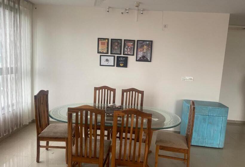 اتاق استاندارد با تخت بزرگ, Royal Nest Premium
