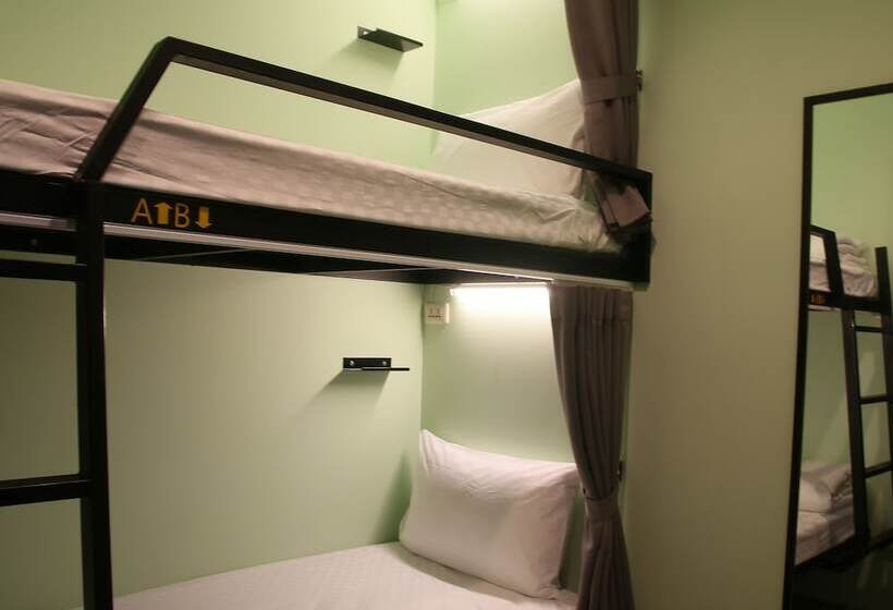 اتاق استاندارد با سرویس بهداشتی مشترک, Backpackers Hostel   Taipei Changchun
