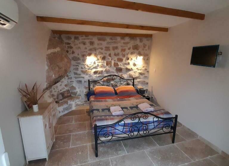 Номер Стандарт, Auberge Du Mazet