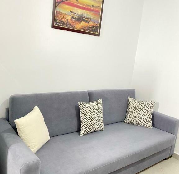 Triple Room Sea View, Erioni