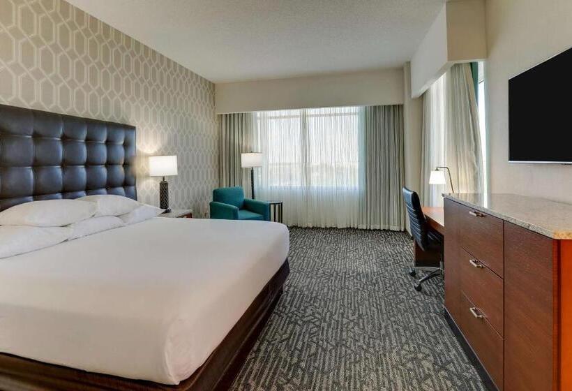 סוויטה מותאמת לאדם עם מוגבלויות, Drury Plaza Hotel Dallas Arlington