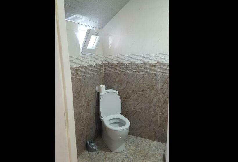 اتاق استاندارد سه تخته با بالکن, Near The Sea