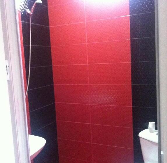 اتاق استاندارد چهار تخته, Near The Sea