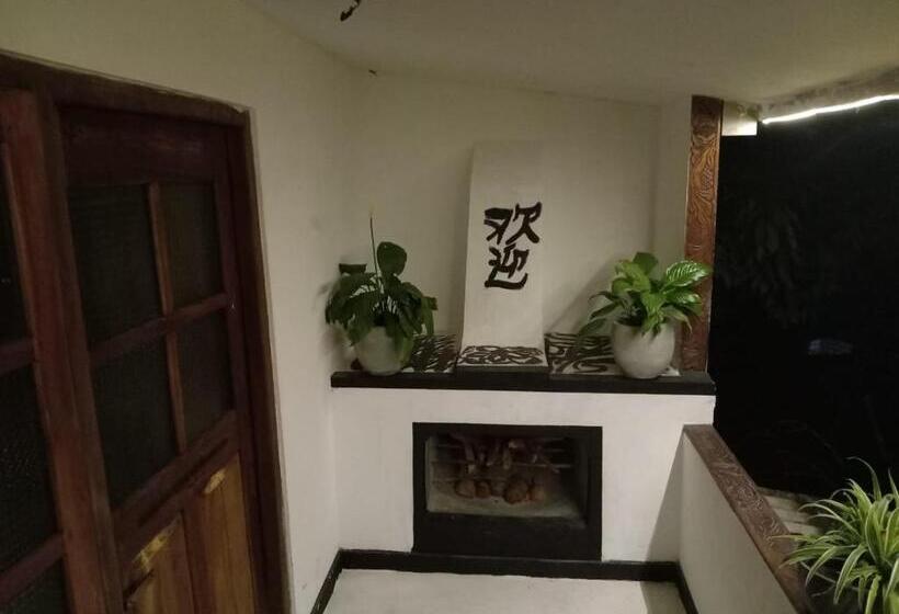 Номер Deluxe с Балконом, Diyathalawa The Mountain Lodge
