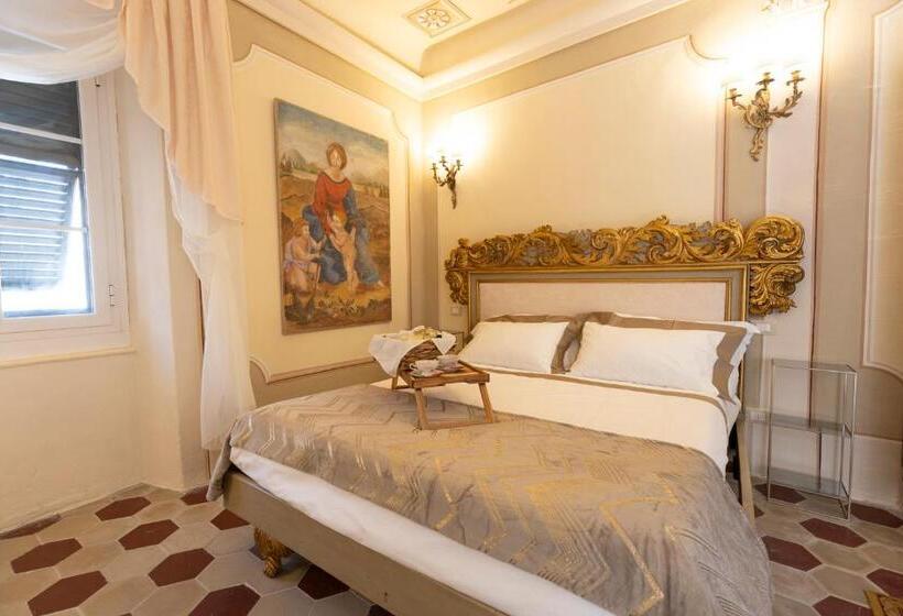 اتاق اجرایی, Palazzo Lari Luxury Accommodation