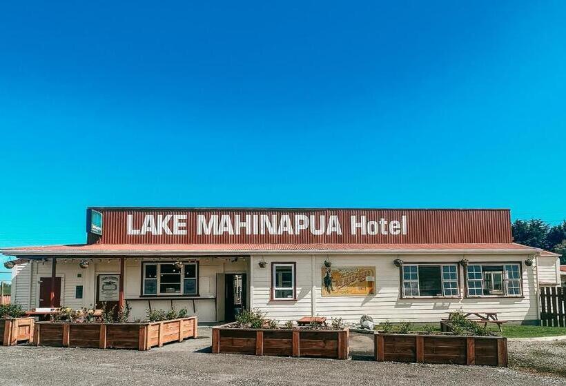 キャビン, Lake Mahinapua