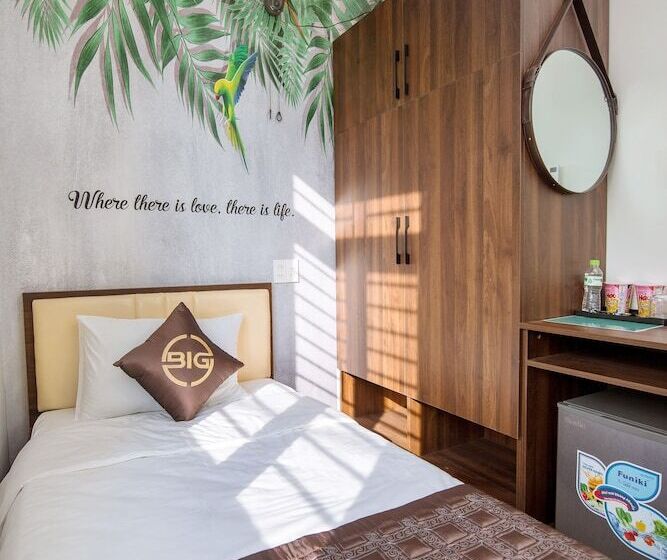 اتاق استاندارد یک نفره, Big Hotel Huế