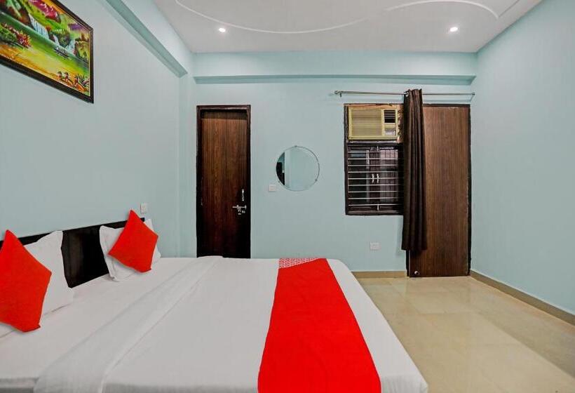 Трехместный Номер Классика, Oyo Flagship Hotel Umen
