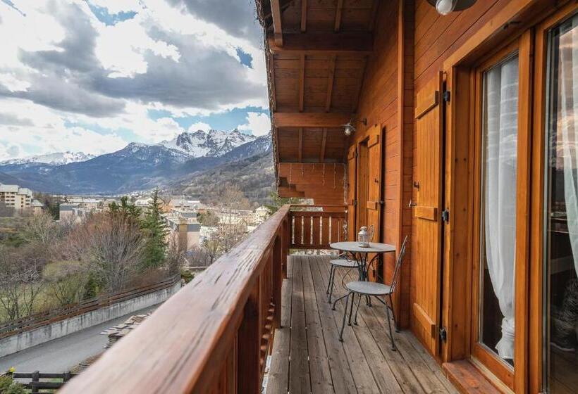 Семейный Номер Вид на Горы, Chambres Et Table D Hôtes Au Chalet Datcha