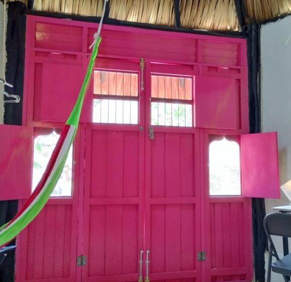 اتاق استاندارد, Y Museo Aldea Maya Toktli Orígenes   Casa Maya Melipona   Alberca, Wifi Starlink, Tour Museo