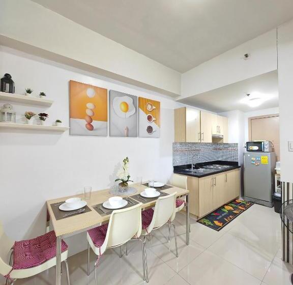 패밀리 룸, Jocelyn Staycation @grass Residences North Edsa