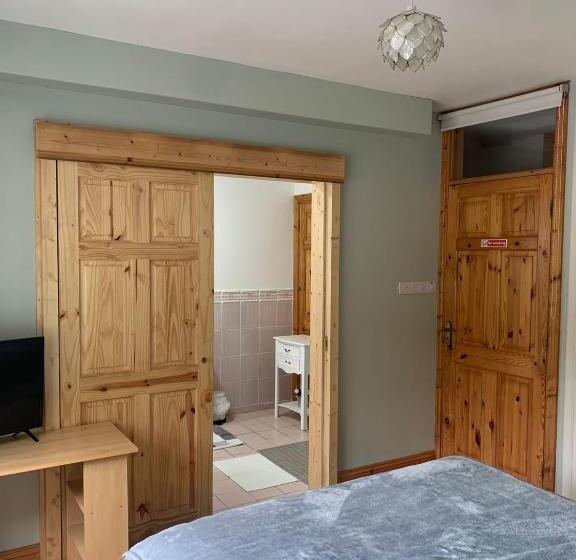 Номер Стандарт, Garrenmore Lodge B&b