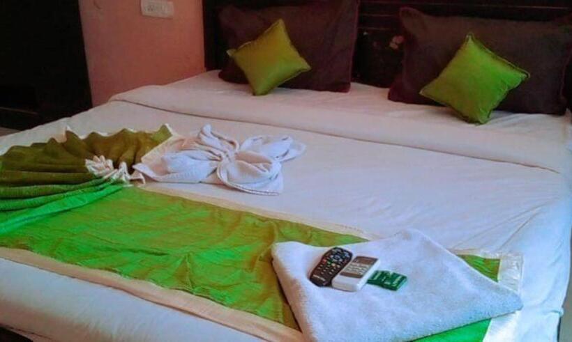 Номер Стандарт, Aqualura, Goa